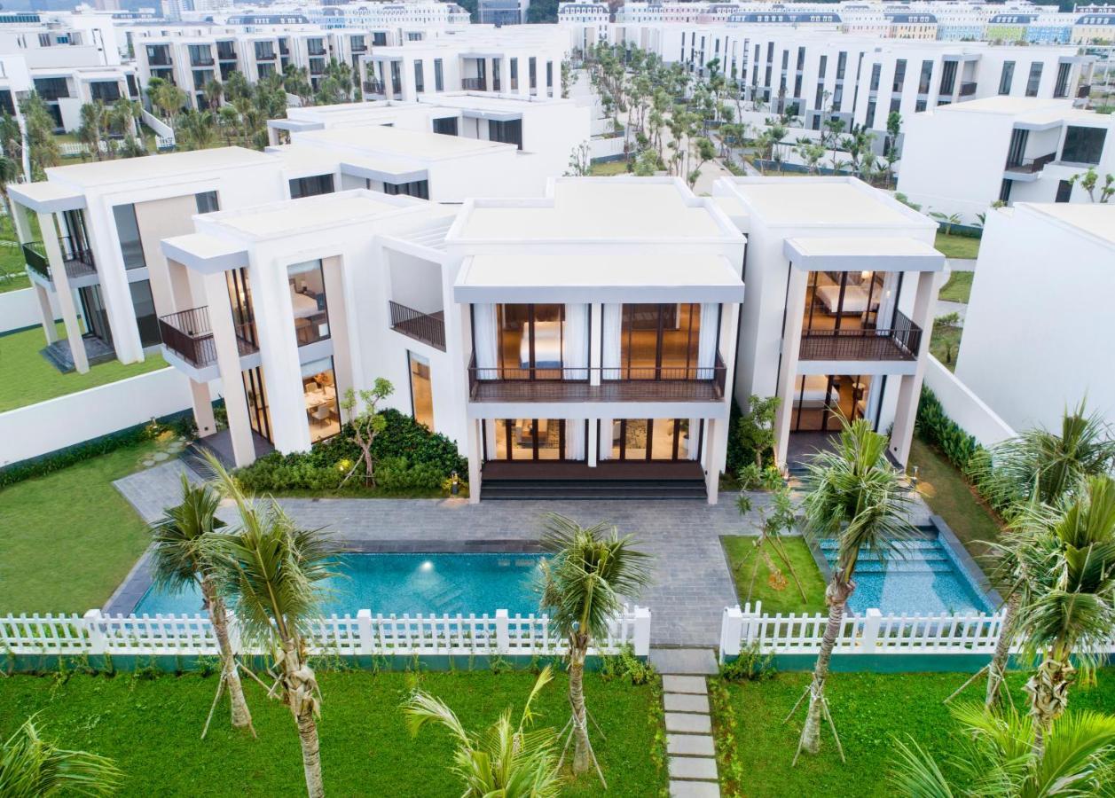 Oakwood Ha Long Hotel Bagian luar foto