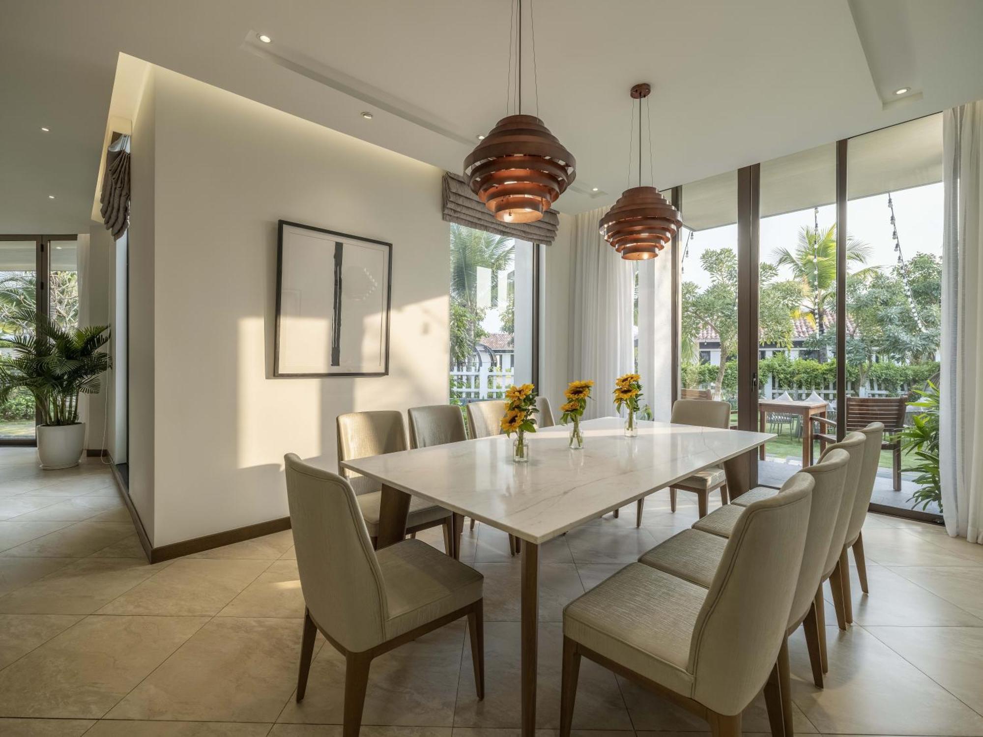 Oakwood Ha Long Hotel Bagian luar foto